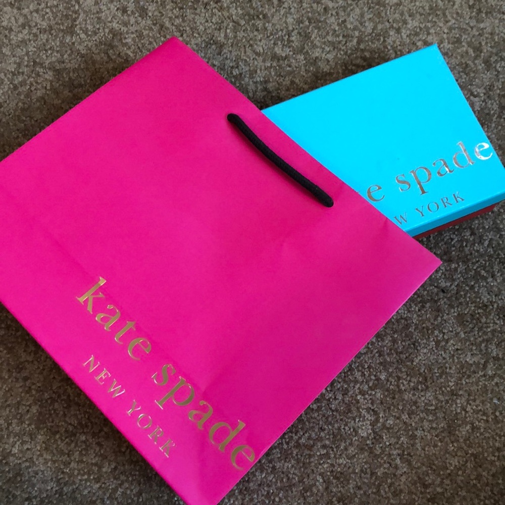 Kate Spade ♠️ Wallet - Picture 5 of 5